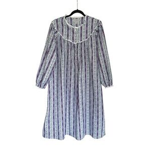 LANZ OF SALZBURG Tyrolean Cotton Flannel Nightgown Lace Trim Cottagecore Prairie
